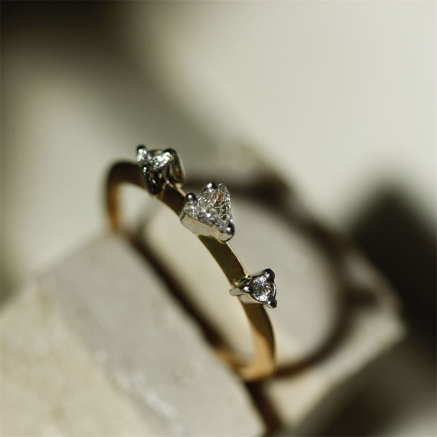 Anello 'Balance' in oro rosa con triangolo BALANCE | AN 9R1TRNGL 2TO CT.0,17